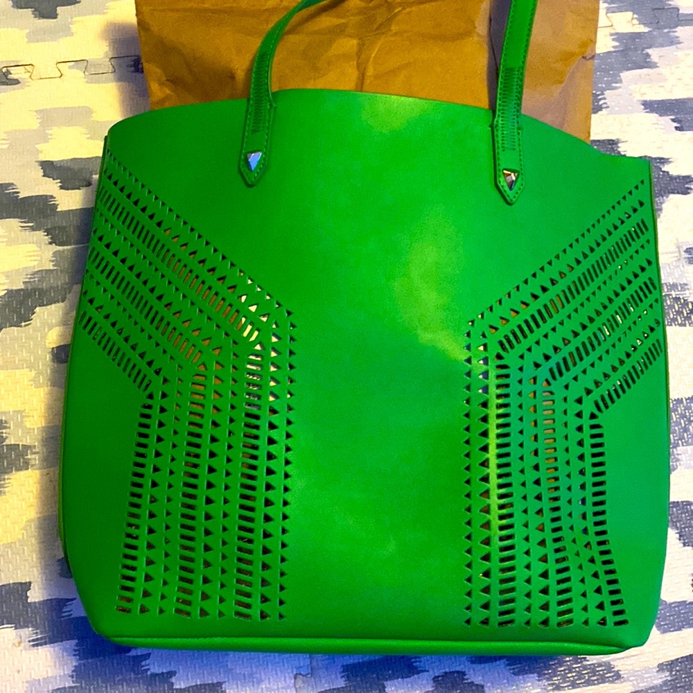 Stella & Dot Fillmore Bag, kelly green, practically new condition